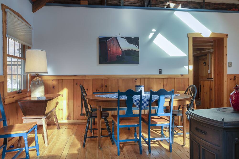Photo of Livingroom in Drifting