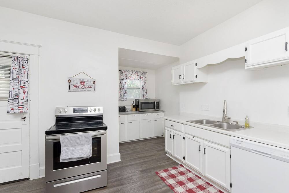 Photo of Kitchen in Holy Cross