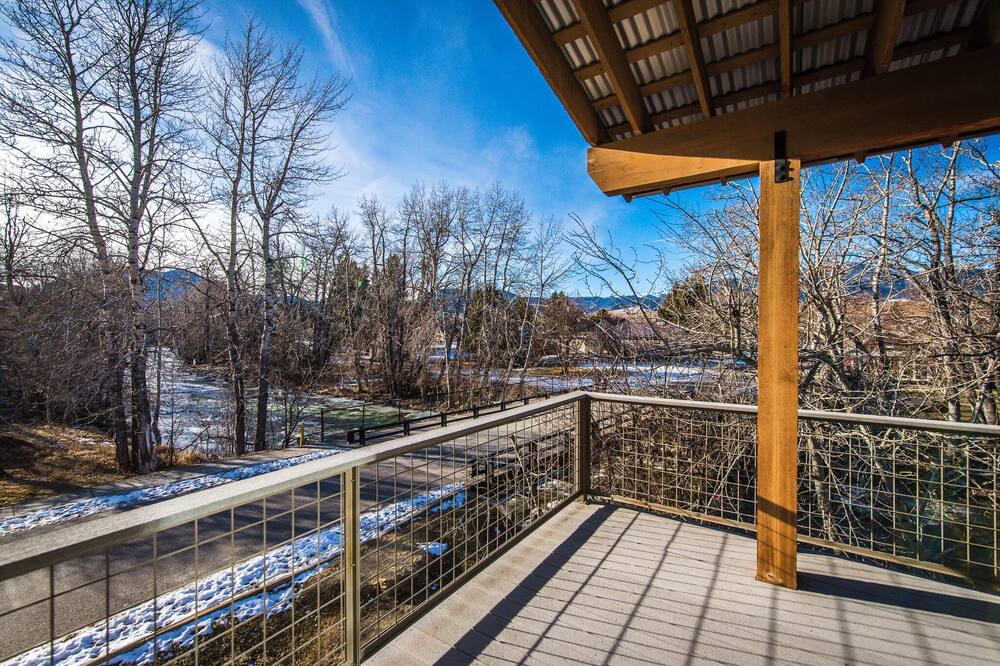 Photo of Patio Balcony in Red Lodge