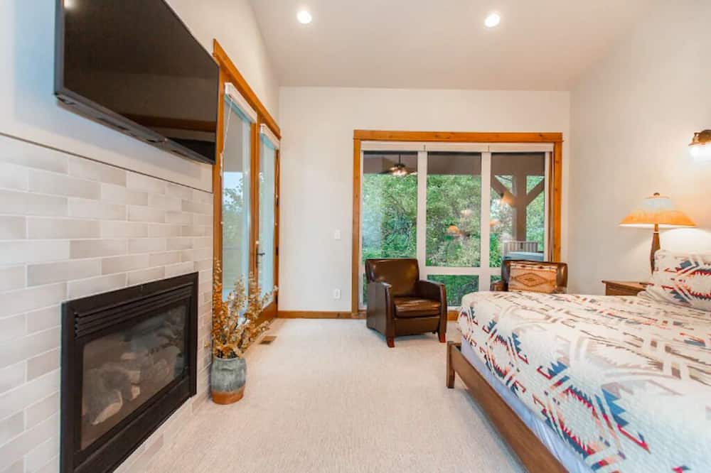 Photo of Bedroom in Red Lodge