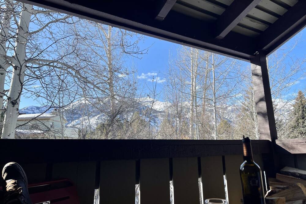 Photo of Patio Balcony in Moose Wilson Road
