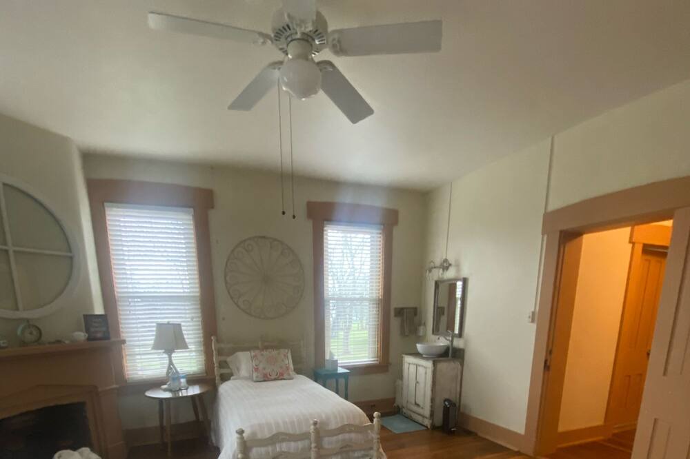 Photo of Bedroom in Fairborn