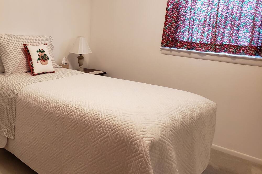 Photo of Bedroom in Mechanicsburg