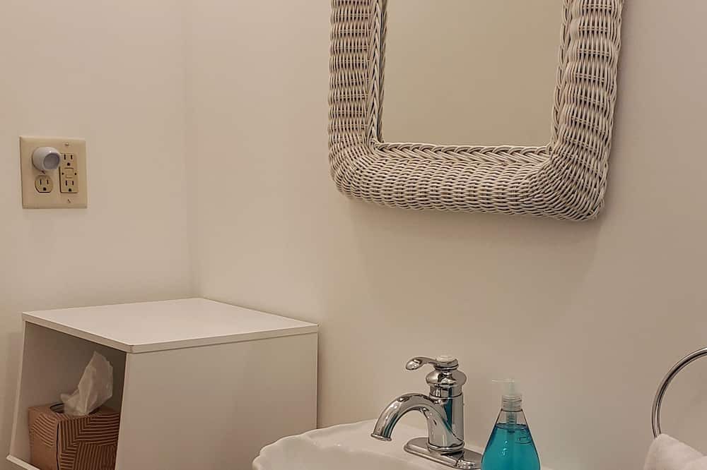 Photo of Bathroom in Mechanicsburg