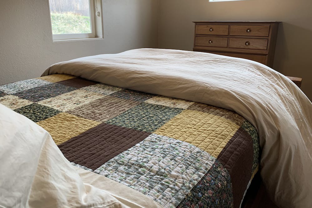 Photo of Bedroom in Grantsdale