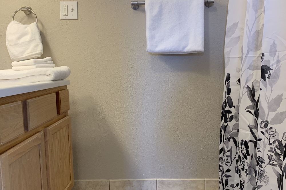 Photo of Bathroom in Grantsdale