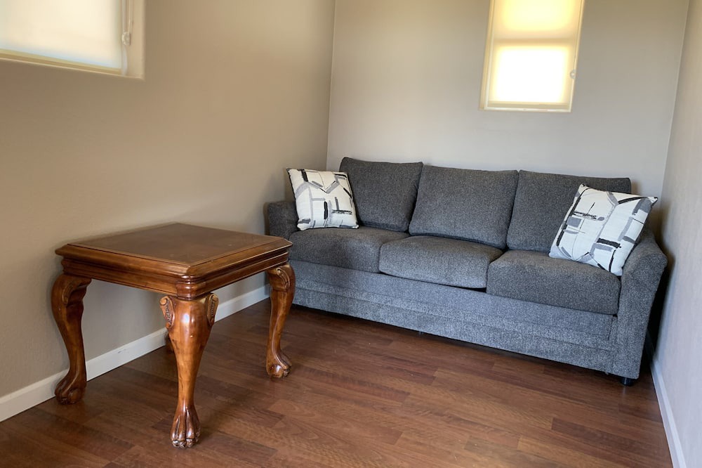 Photo of Livingroom in Grantsdale