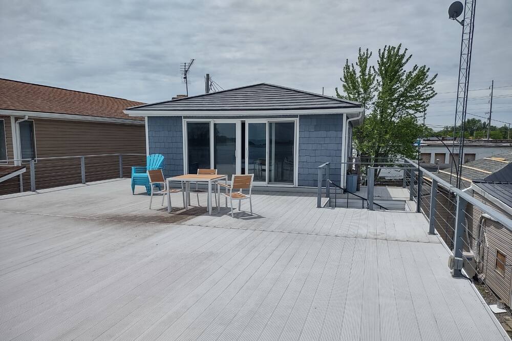 Photo of Patio Balcony in Russells Point