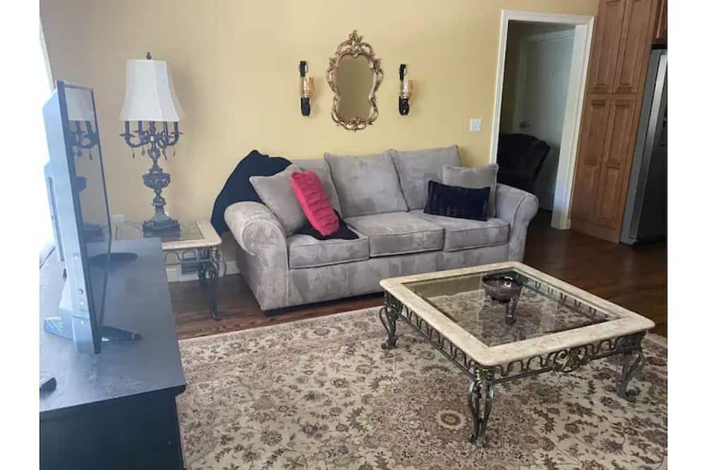 Photo of Livingroom in Beaver Falls