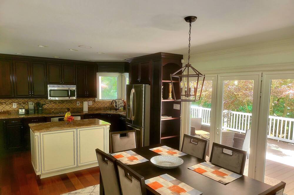 Photo of Livingroom in Chester County