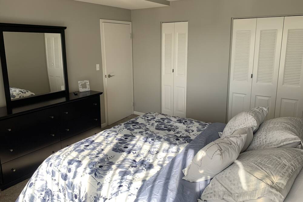 Photo of Bedroom in Detroit