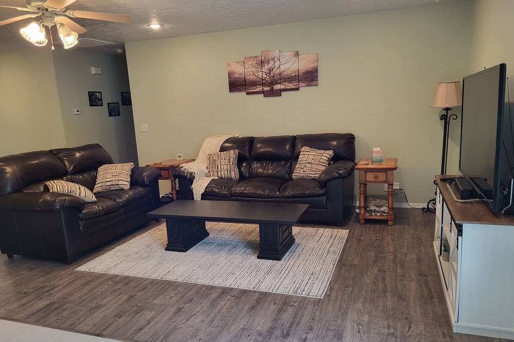 Photo of Livingroom in Burley