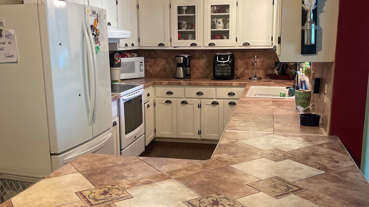 Photo of Kitchen in Novelty