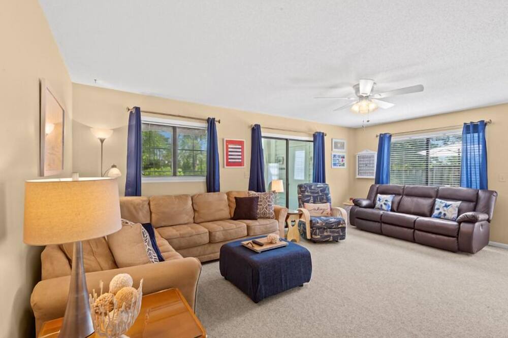 Photo of Livingroom in Little River