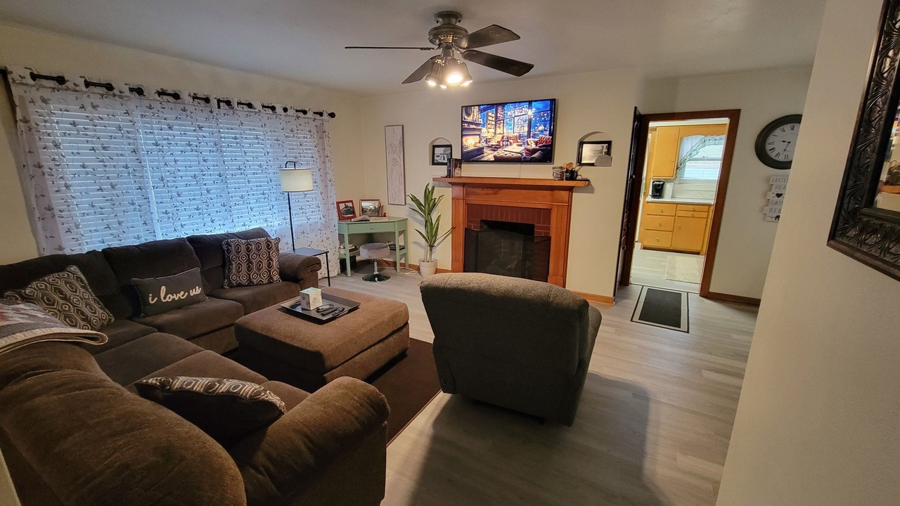 Photo of Livingroom in Jasper