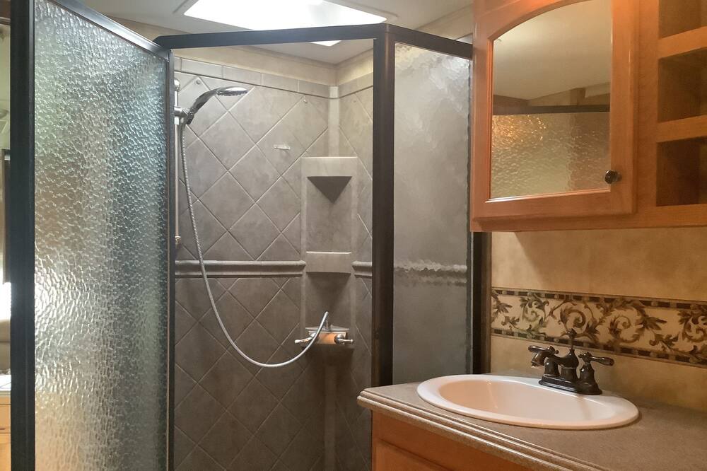 Photo of Bathroom in Worland