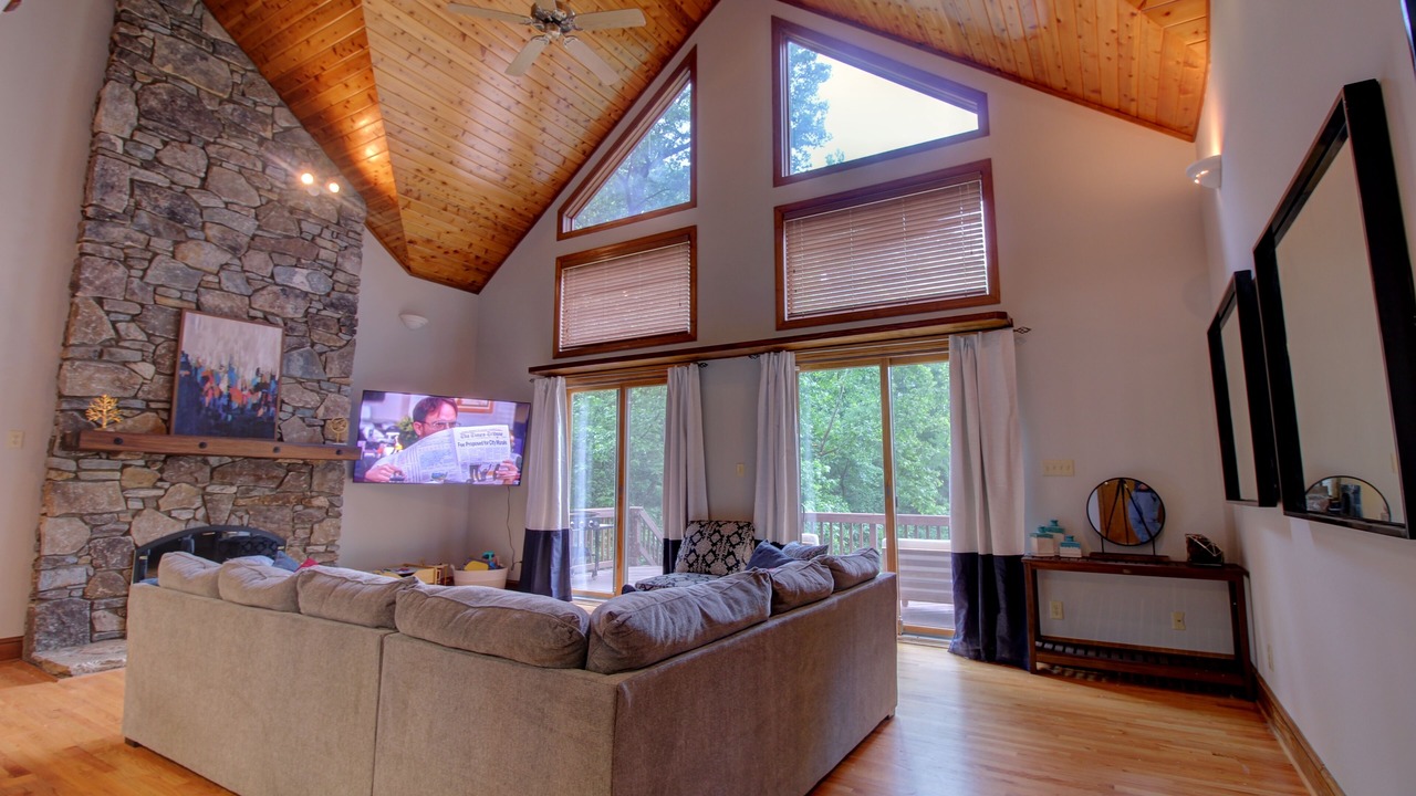 Photo of Livingroom in Bowling Green