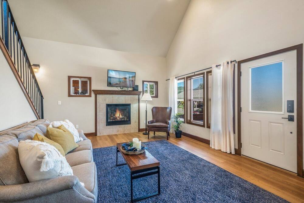 Photo of Livingroom in Dover Bay