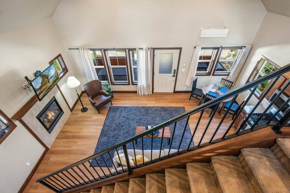 Photo of Livingroom in Dover Bay
