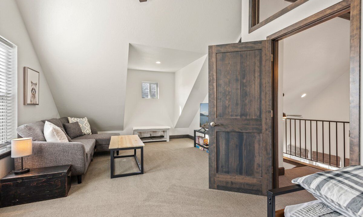 Photo of Livingroom in Dover Bay