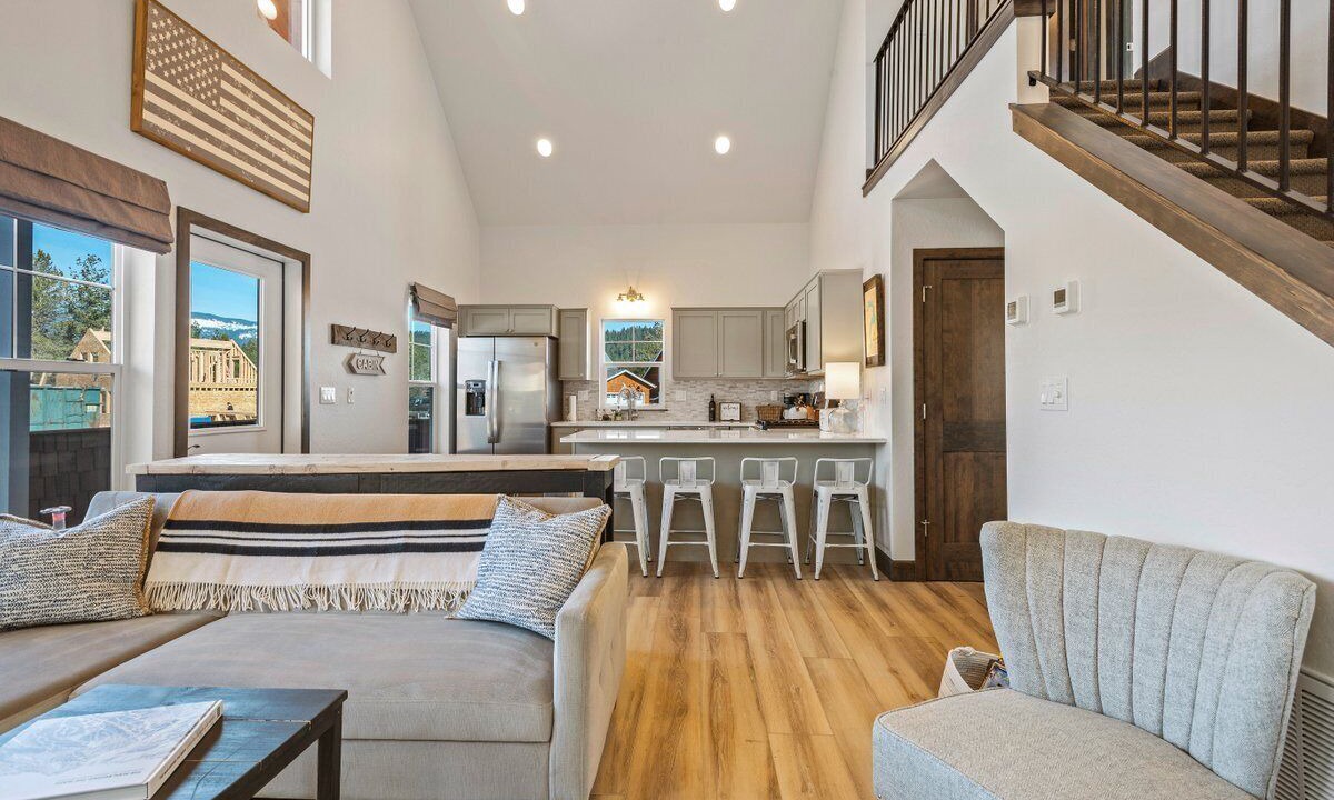 Photo of Livingroom in Dover Bay
