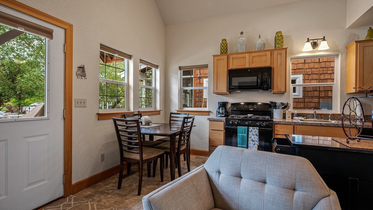 Photo of Kitchen in Dover Bay