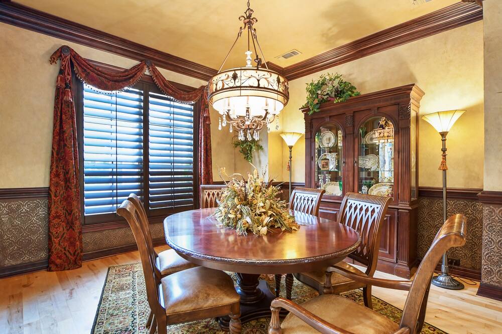 Photo of Livingroom in Westminster Glen