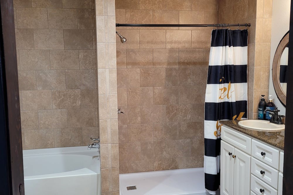 Photo of Bathroom in Lingle
