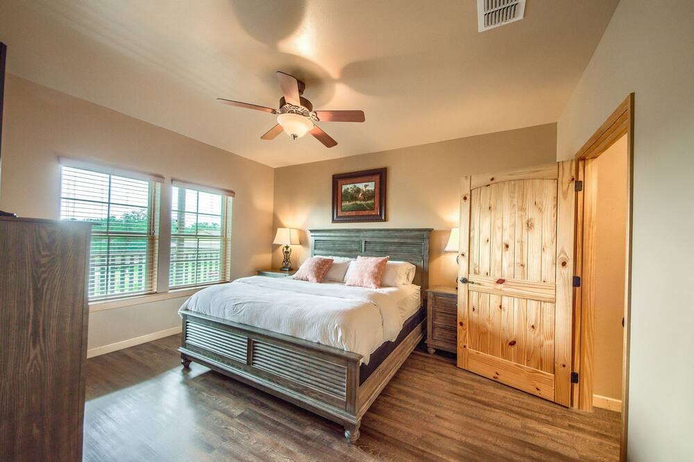 Photo of Bedroom in Gruene