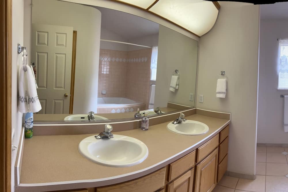 Photo of Bathroom in Miller Creek