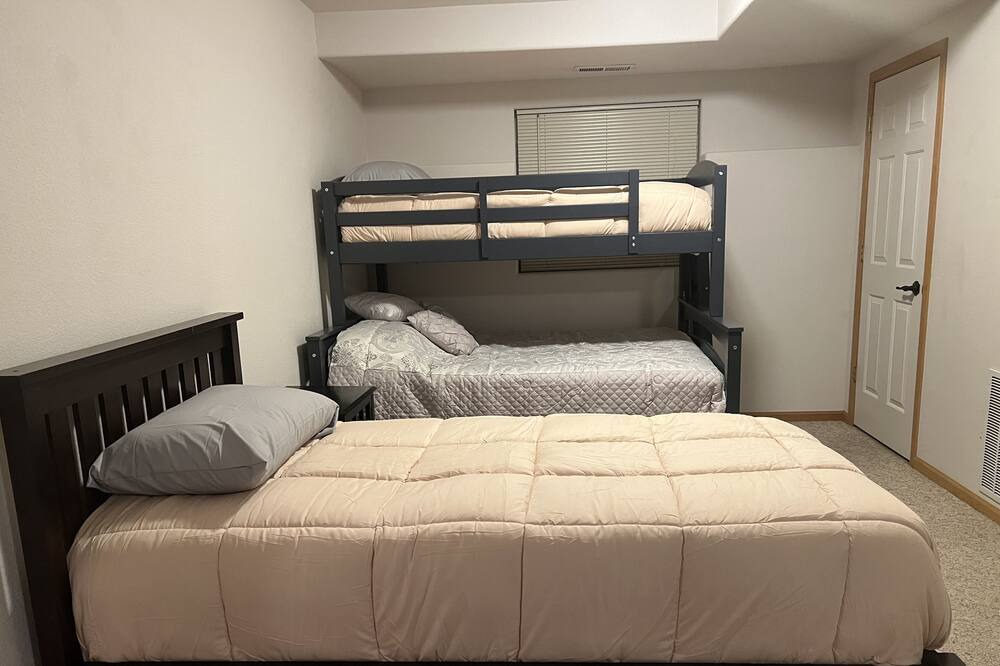 Photo of Bedroom in Miller Creek