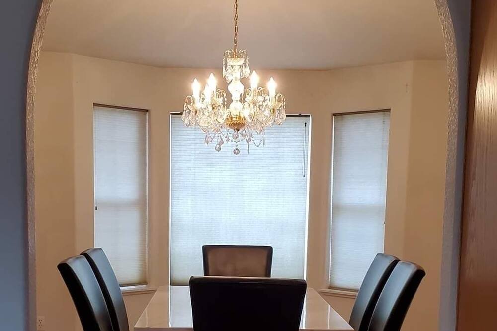 Photo of Kitchen in Miller Creek