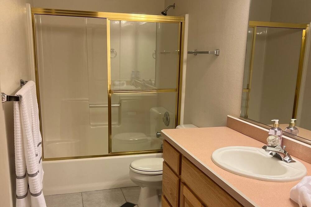 Photo of Bathroom in Miller Creek