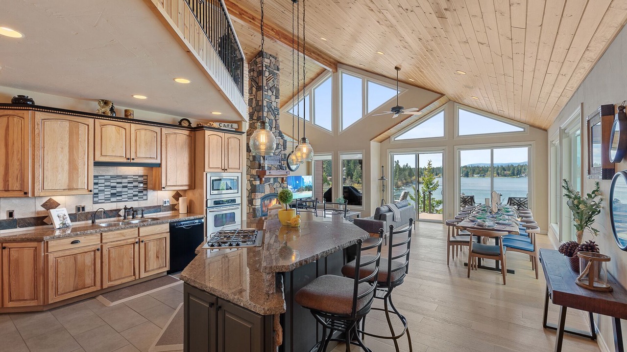Photo of Kitchen in Hayden Lake