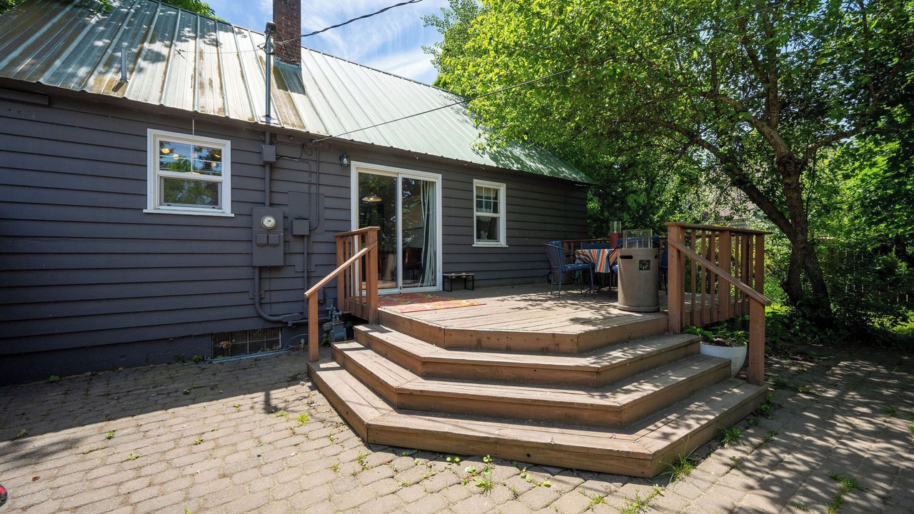 Photo of Outdoor in Garden District