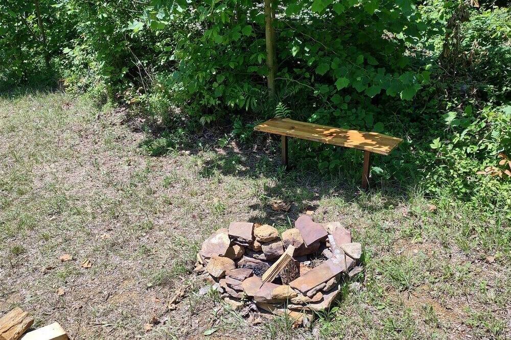 Photo of Others in Laurelville
