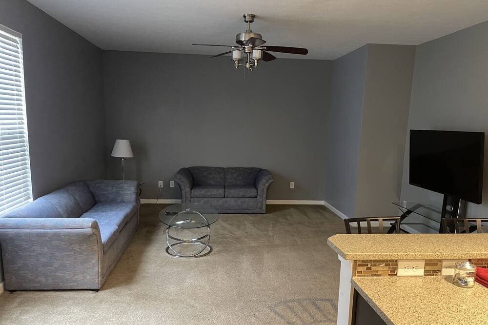 Photo of Bedroom in Maxwell