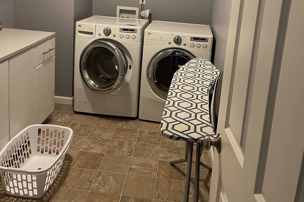Photo of Bedroom in Maxwell