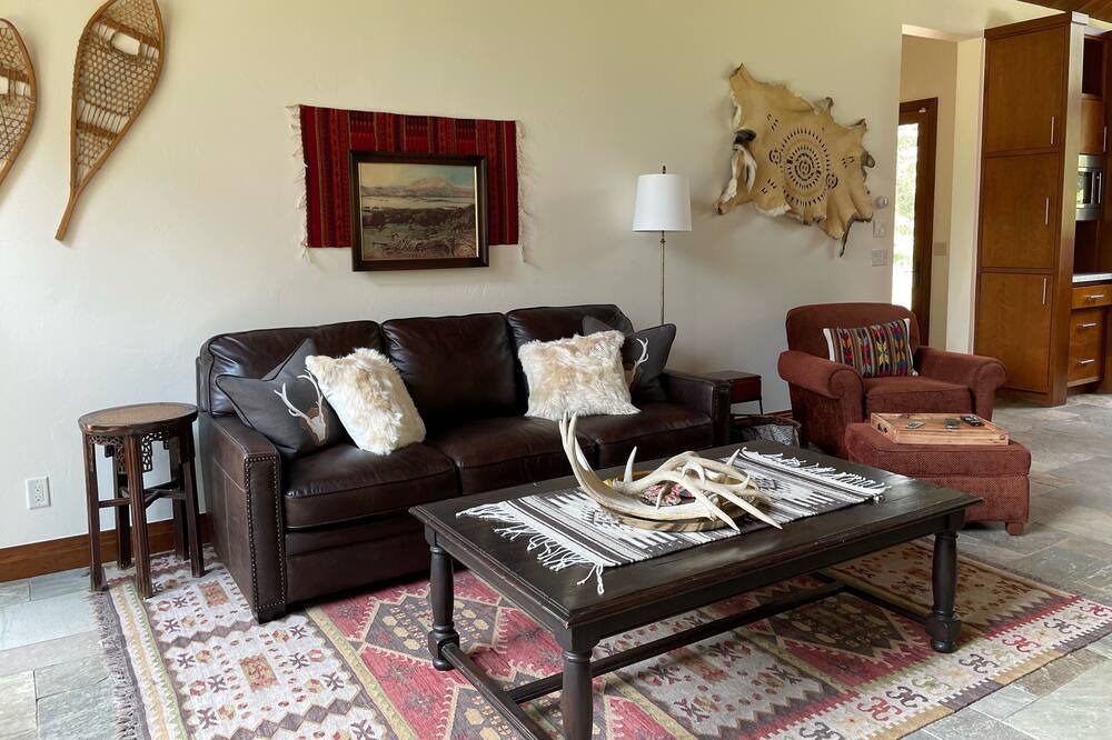 Photo of Livingroom in Jackson Hole