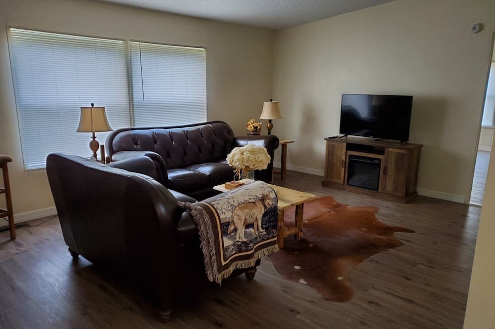 Photo of Livingroom in Dillon