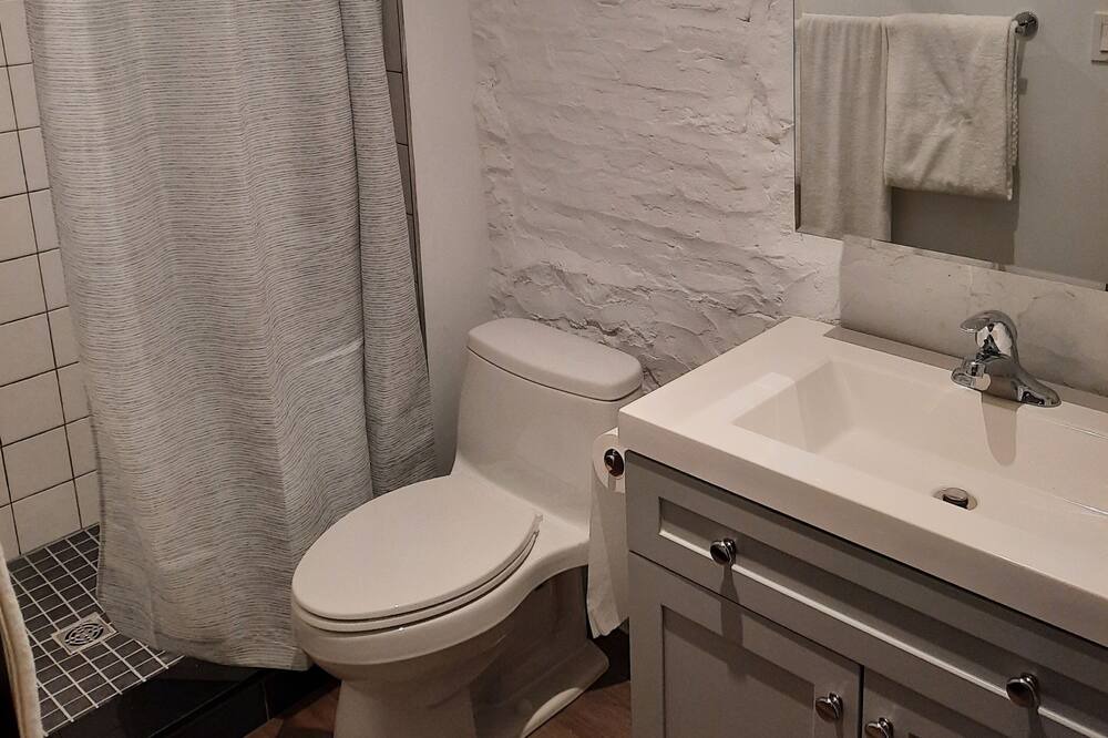 Photo of Bathroom in Easton