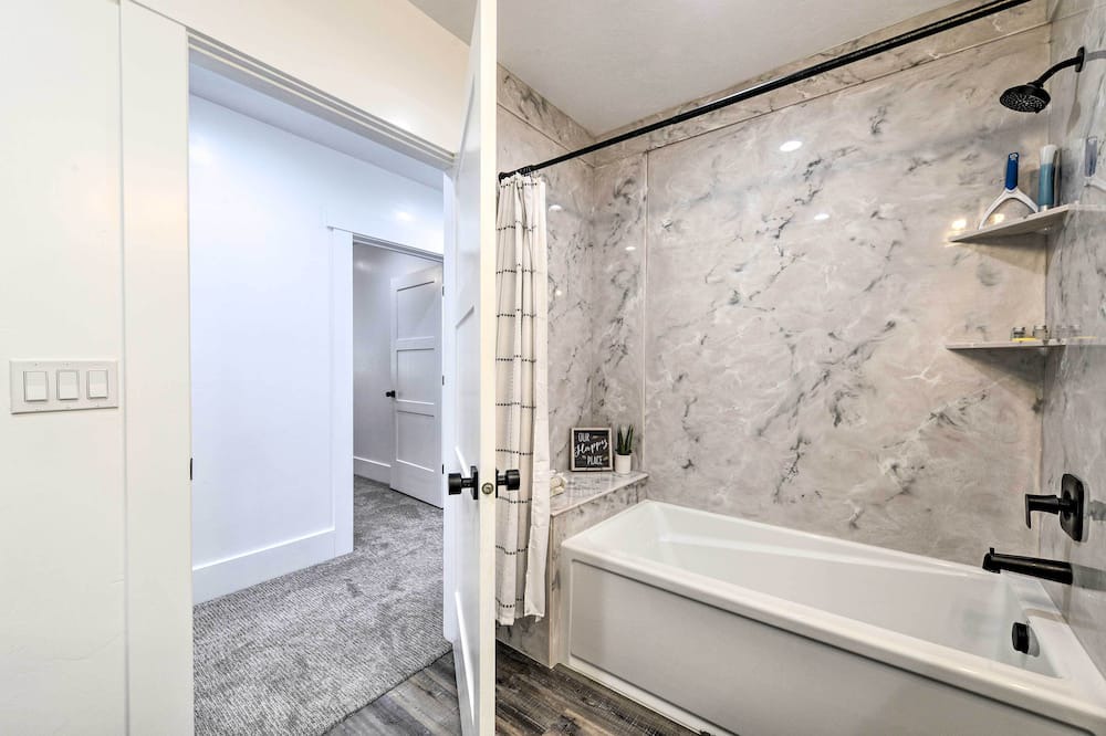 Photo of Bathroom in Moreland