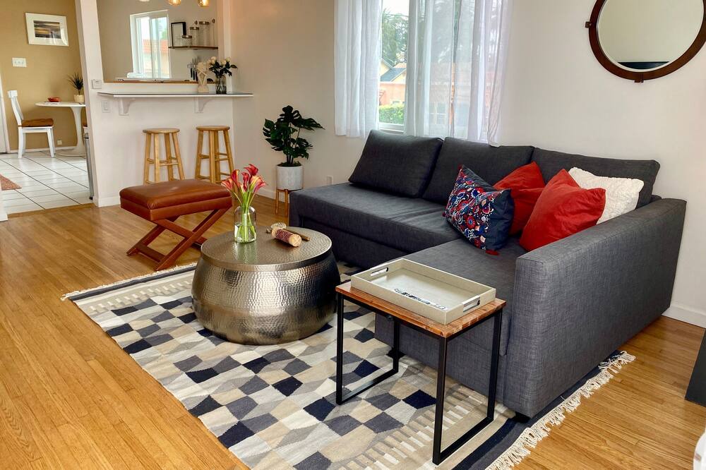 Photo of Livingroom in Old Town