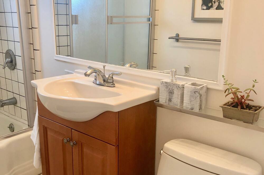 Photo of Bathroom in Old Town