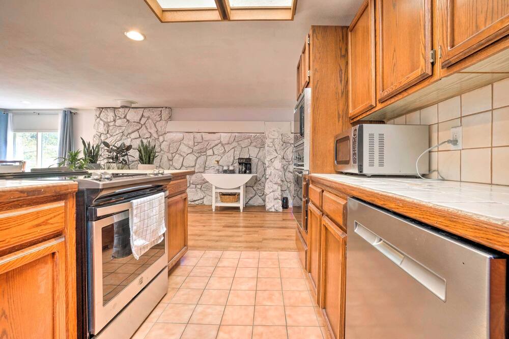 Photo of Kitchen in Port Orford