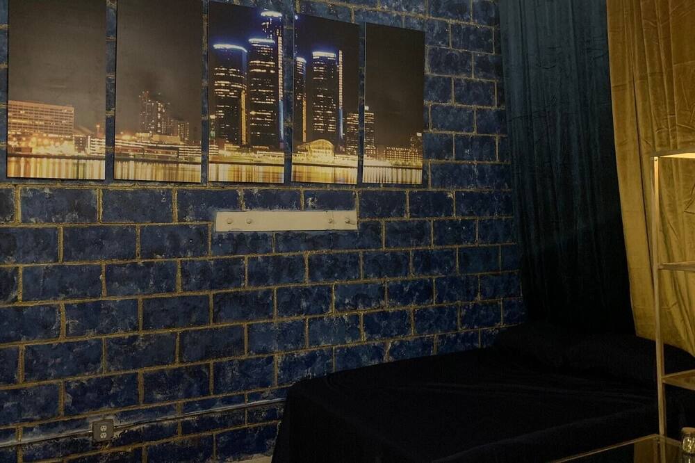 Photo of Others in Detroit
