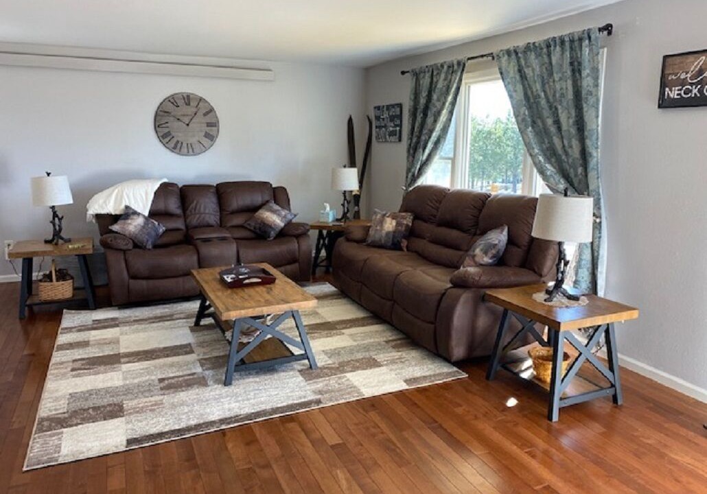 Photo of Livingroom in Custer