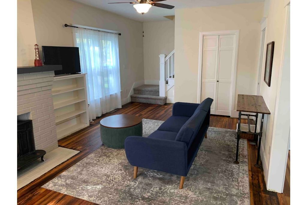 Photo of Livingroom in Springfield