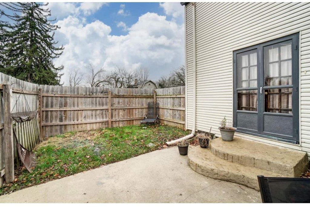 Photo of Outdoor in Springfield