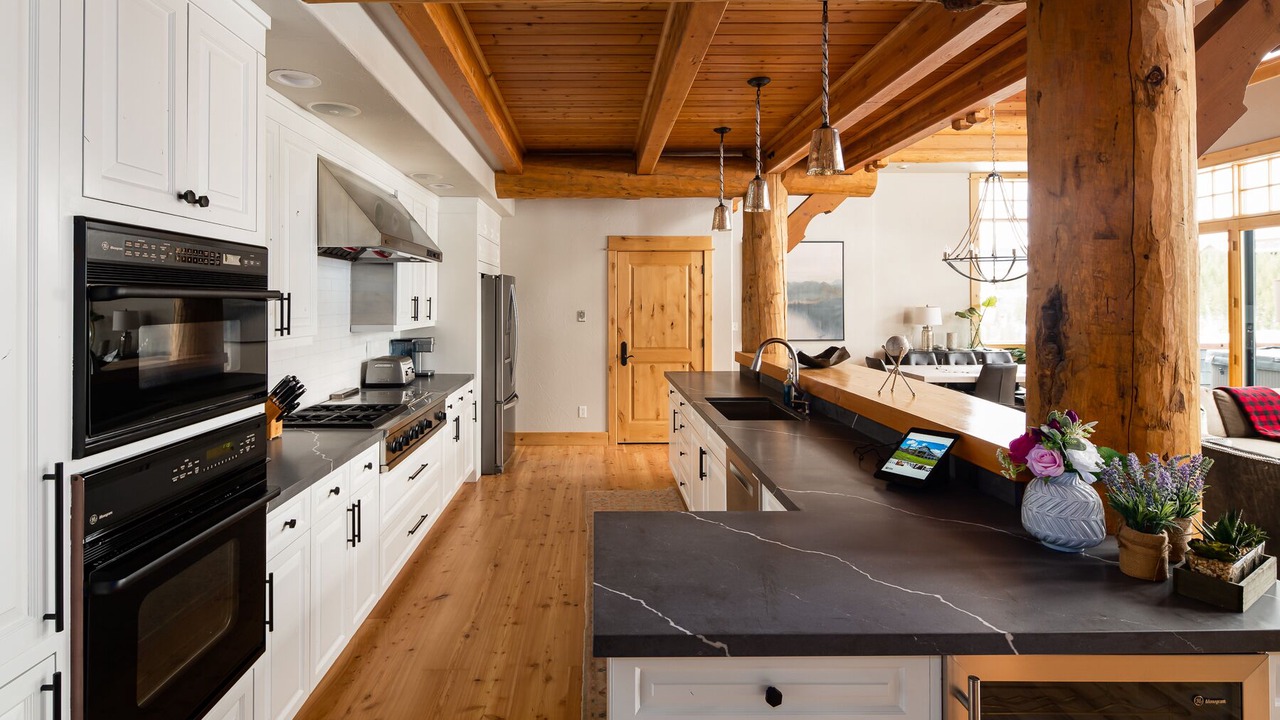 Photo of Kitchen in Saddle Ridge